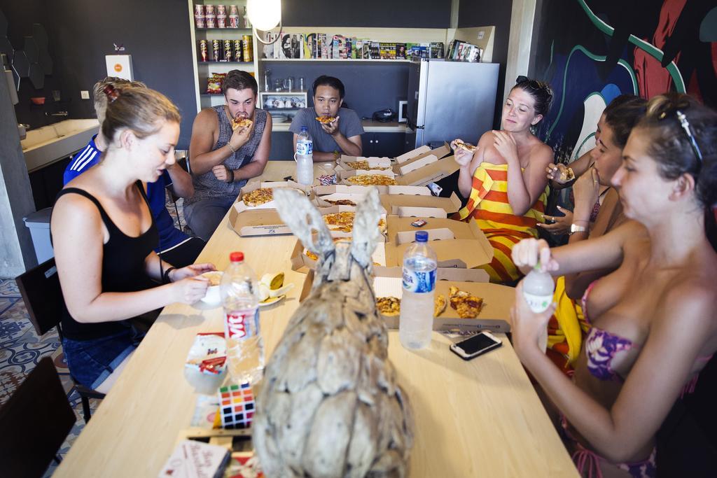 M Boutique Hostel Seminyak Dış mekan fotoğraf
