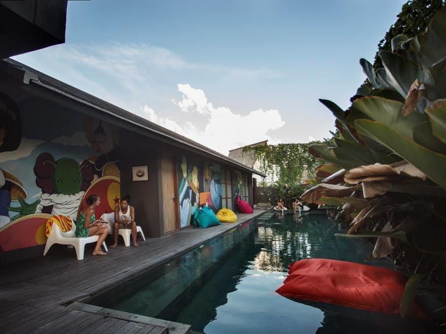 M Boutique Hostel Seminyak Dış mekan fotoğraf